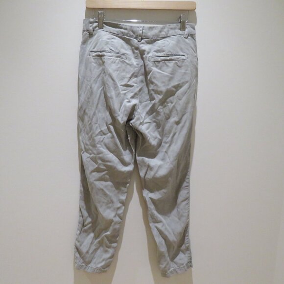 AG ADRIANO GOLDSCHMIED The Evan Relaxed Pleated Trousers Linen Blend Neutral - Picture 9 of 13